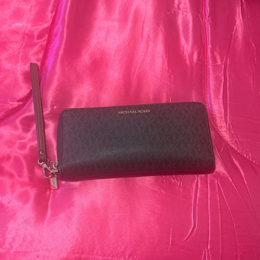 Michael Kors Dark Brown Wristlet Wallet